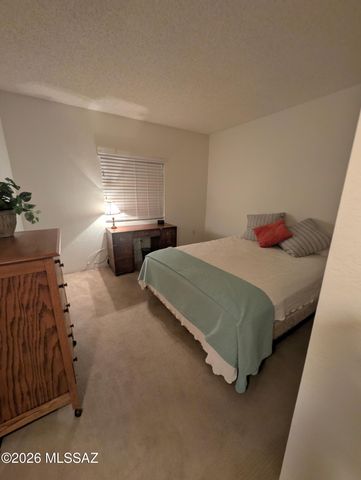 305 N Calle De Las Profetas, Green Valley, AZ 85614