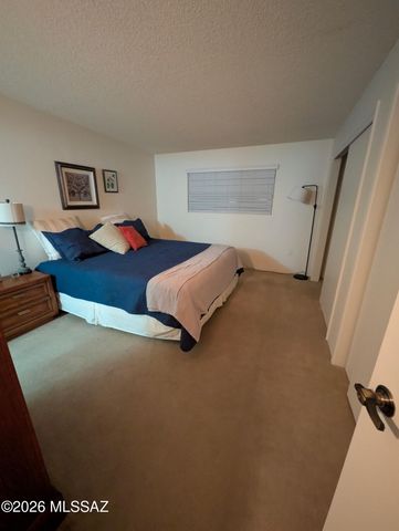 305 N Calle De Las Profetas, Green Valley, AZ 85614