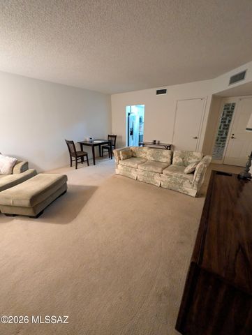 305 N Calle De Las Profetas, Green Valley, AZ 85614