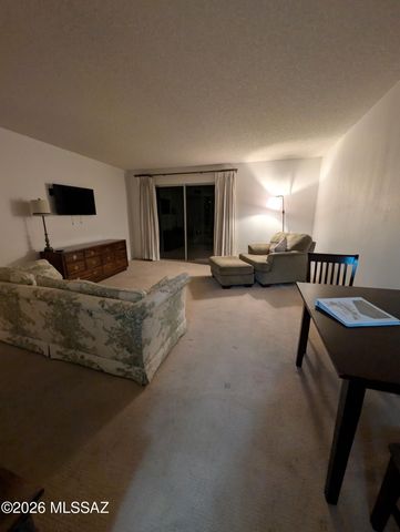 305 N Calle De Las Profetas, Green Valley, AZ 85614