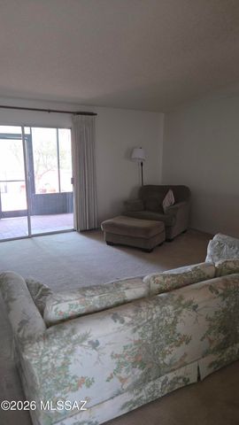305 N Calle De Las Profetas, Green Valley, AZ 85614