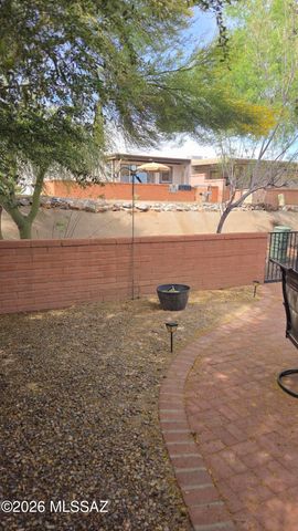 305 N Calle De Las Profetas, Green Valley, AZ 85614