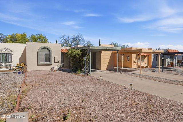 305 N Calle De Las Profetas, Green Valley, AZ 85614