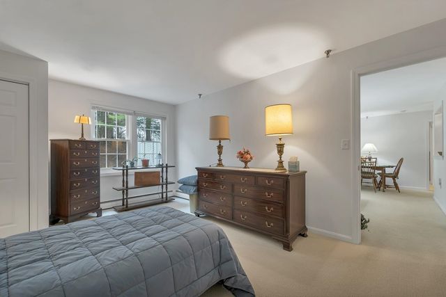 332 Parkside Rd Unit 2, New London, NH 03257