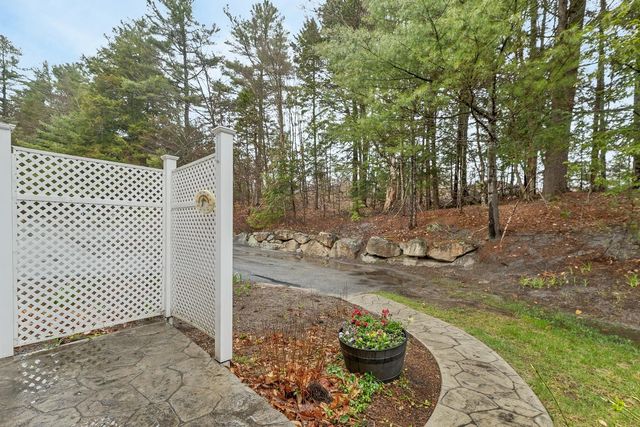 332 Parkside Rd Unit 2, New London, NH 03257