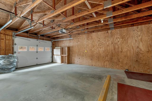332 Parkside Rd Unit 2, New London, NH 03257