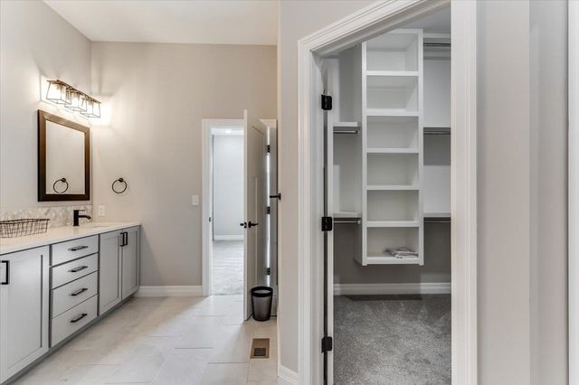 12006 E Bonita, Wichita, KS 67207