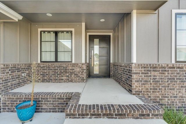 12006 E Bonita, Wichita, KS 67207