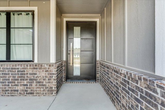 12006 E Bonita, Wichita, KS 67207