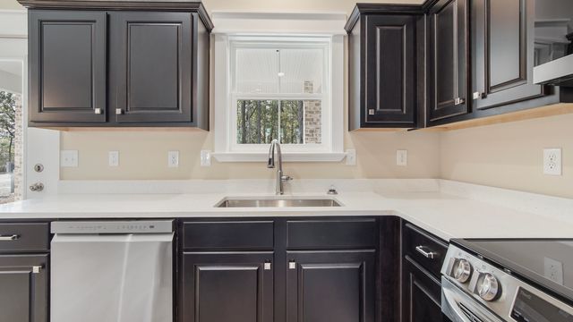 752 Magnolia Lake Drive, Defuniak Springs, FL 32433