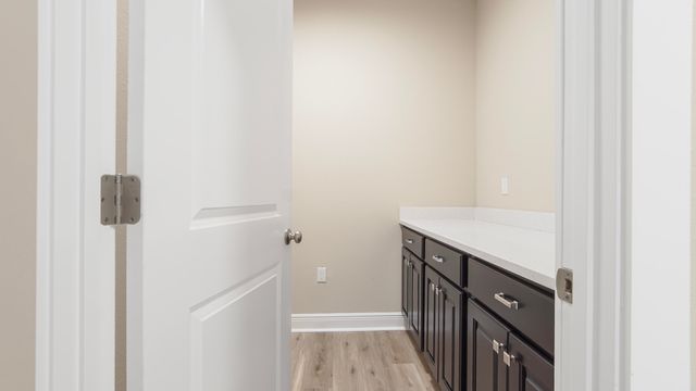 752 Magnolia Lake Drive, Defuniak Springs, FL 32433