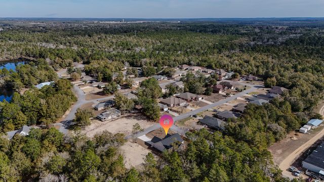 752 Magnolia Lake Drive, Defuniak Springs, FL 32433