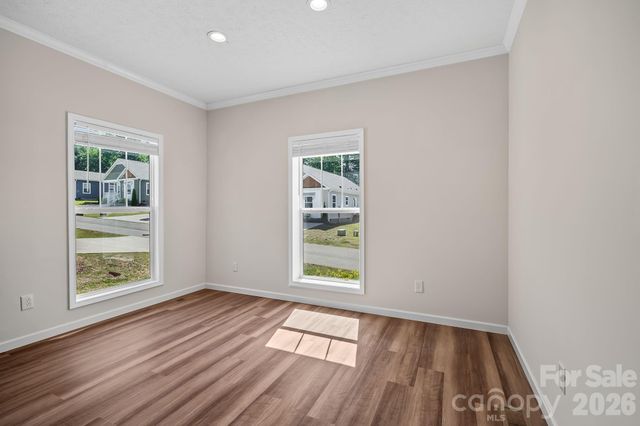 124 Bellamy Road, Asheville, NC 28806