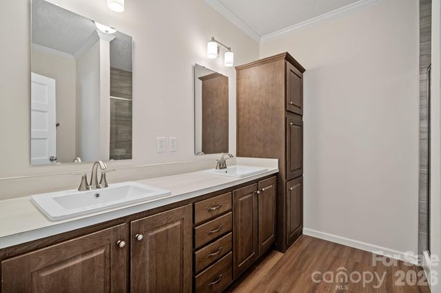 124 Bellamy Road, Asheville, NC 28806