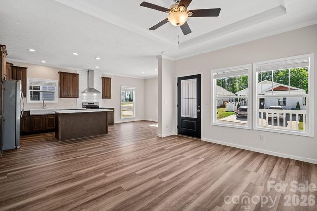 124 Bellamy Road, Asheville, NC 28806