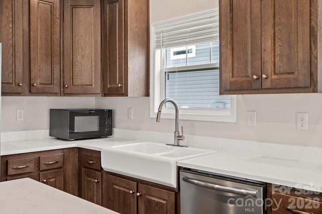 124 Bellamy Road, Asheville, NC 28806