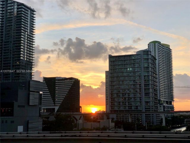 41 SE 5th Street 516, Miami, FL 33131