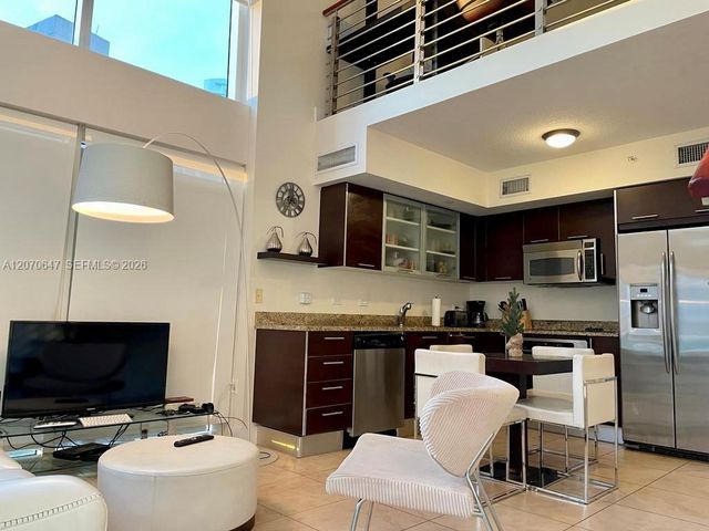 41 SE 5th Street 516, Miami, FL 33131