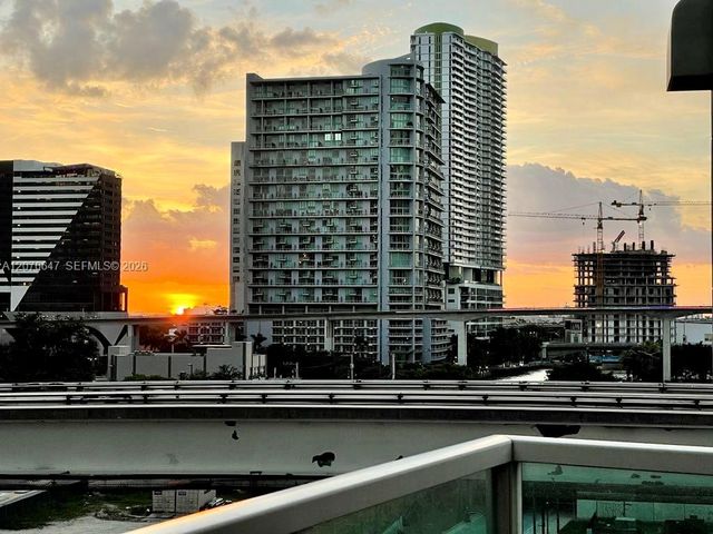 41 SE 5th Street 516, Miami, FL 33131