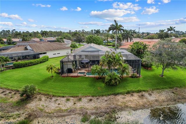 4924 Sedgewood LN, Naples, FL 34112