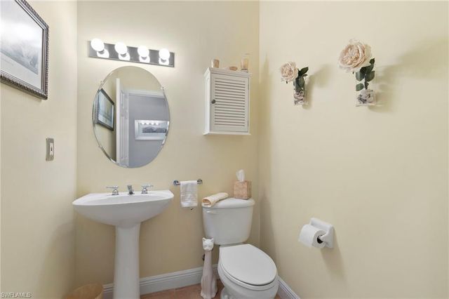 4924 Sedgewood LN, Naples, FL 34112