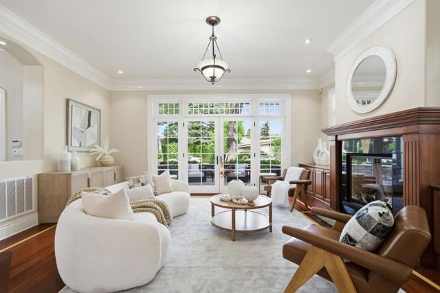 1826 Waverley Street, Palo Alto, CA 94301