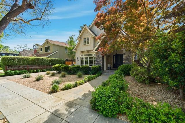 1826 Waverley Street, Palo Alto, CA 94301