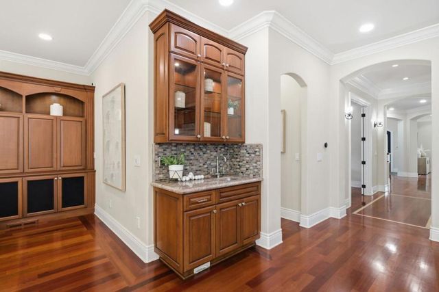 1826 Waverley Street, Palo Alto, CA 94301