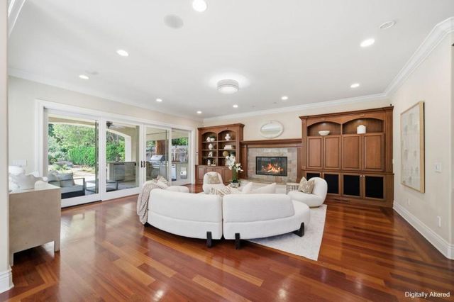 1826 Waverley Street, Palo Alto, CA 94301