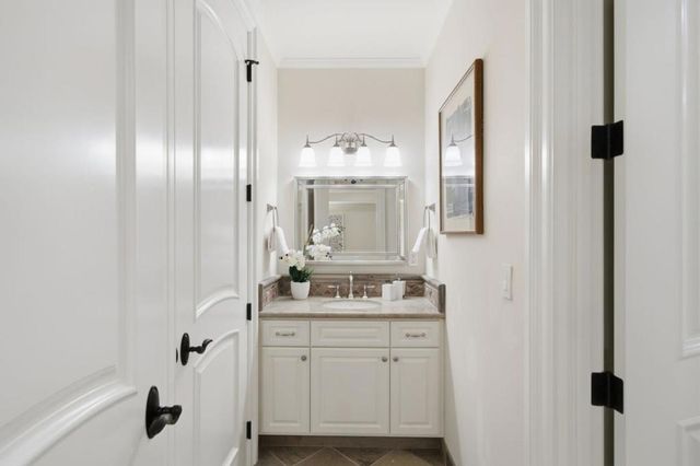 1826 Waverley Street, Palo Alto, CA 94301