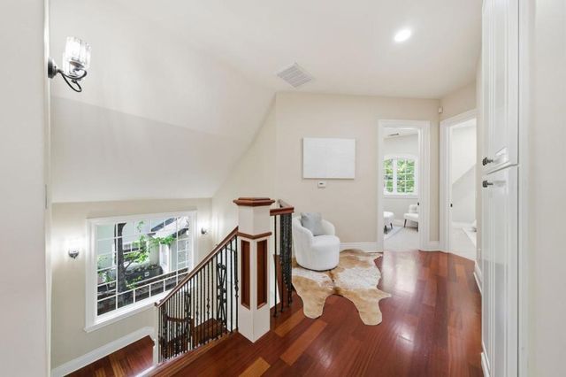 1826 Waverley Street, Palo Alto, CA 94301