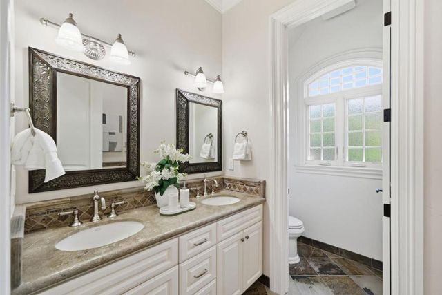 1826 Waverley Street, Palo Alto, CA 94301