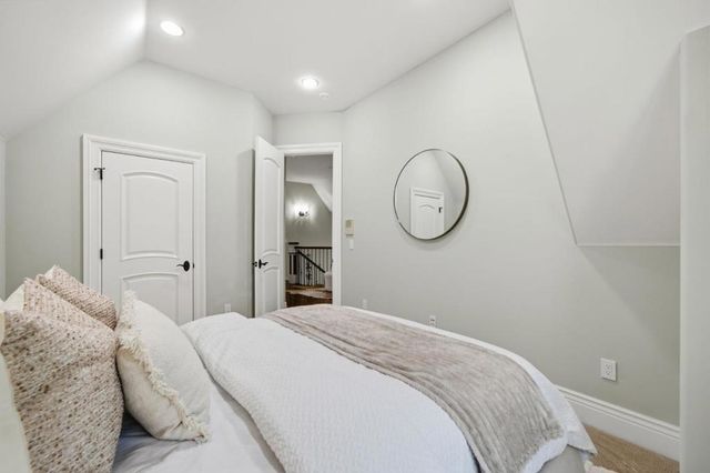 1826 Waverley Street, Palo Alto, CA 94301