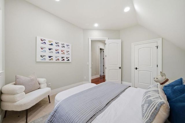 1826 Waverley Street, Palo Alto, CA 94301