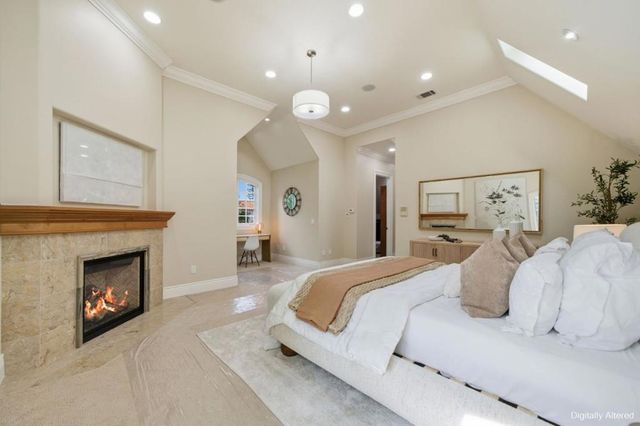 1826 Waverley Street, Palo Alto, CA 94301