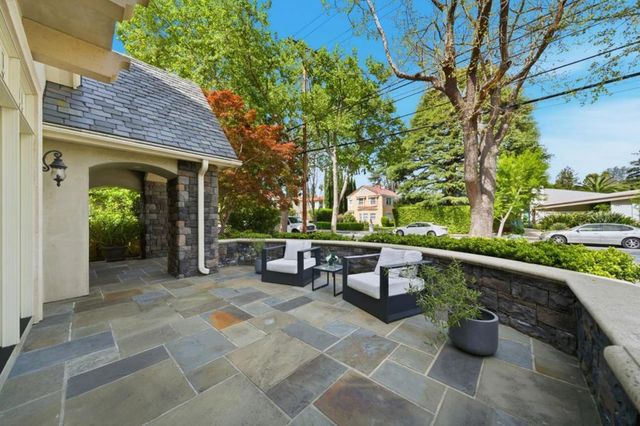 1826 Waverley Street, Palo Alto, CA 94301