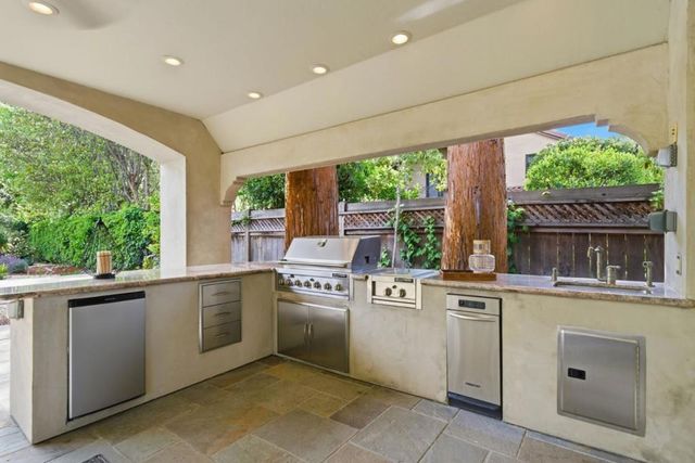 1826 Waverley Street, Palo Alto, CA 94301