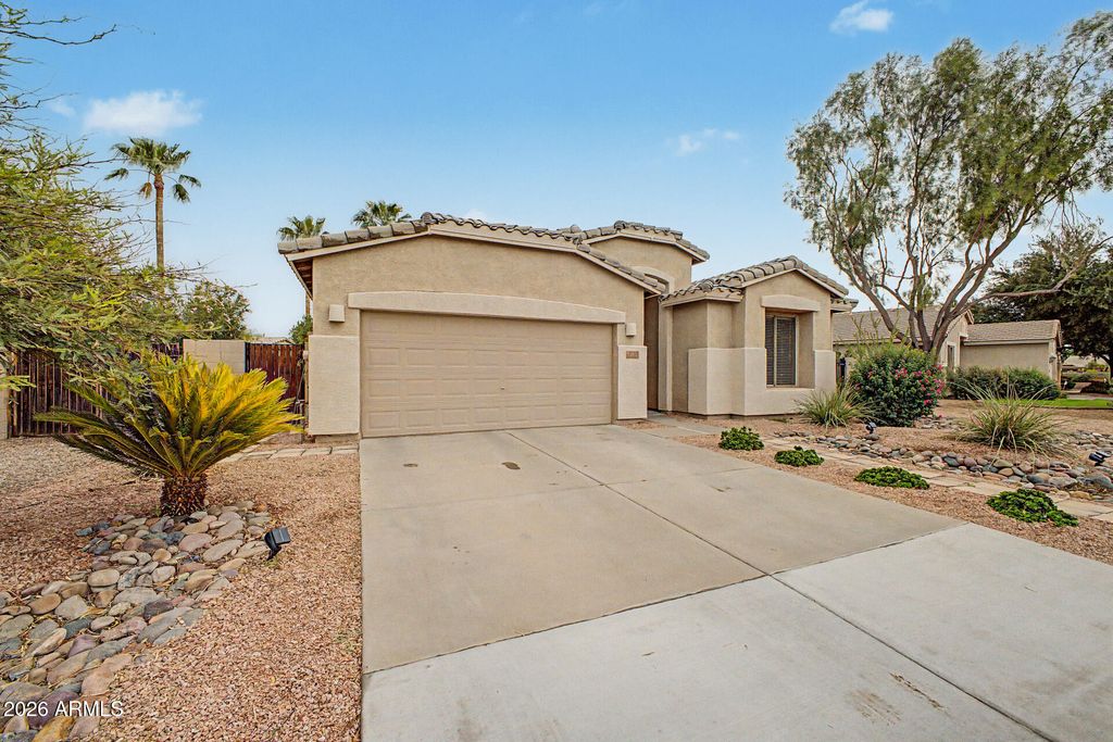2131 E AUGUSTA Avenue, Chandler, AZ 85249 — photo 3