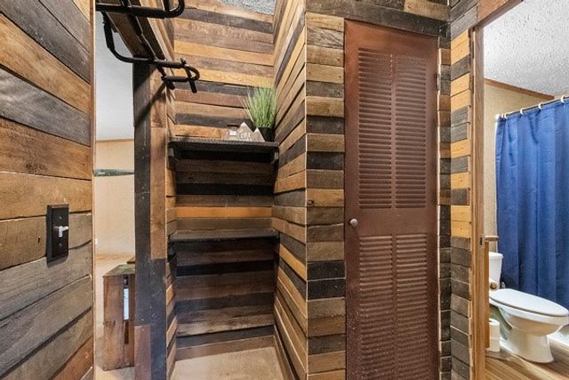 18326 PRICE Road, Saegertown, PA 16433