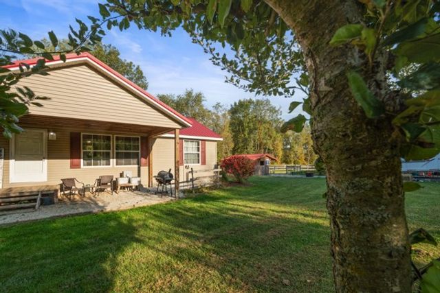 18326 PRICE Road, Saegertown, PA 16433