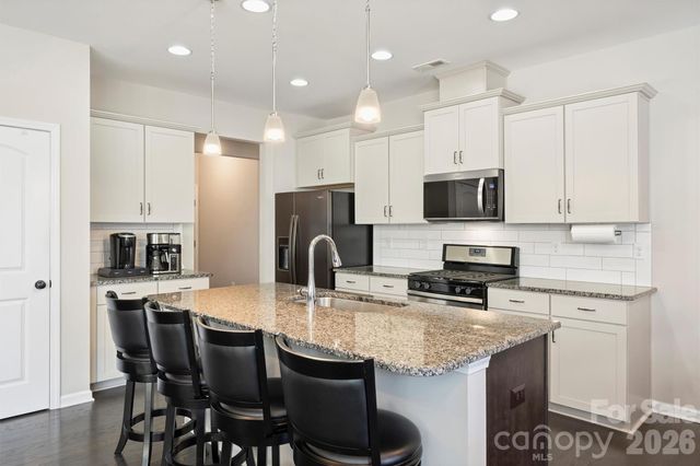 2917 Hiddenbrook Way, Fort Mill, SC 29707