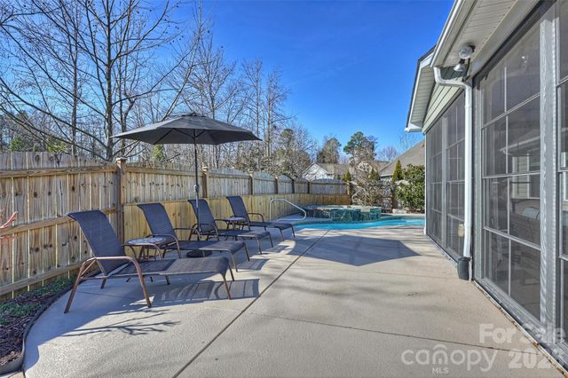 2917 Hiddenbrook Way, Fort Mill, SC 29707