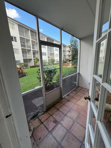 4500 N FLAGLER Drive D2, West Palm Beach, FL 33407