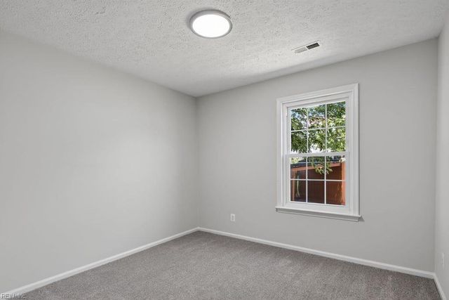 108 Gregory DR, Carrollton, VA 23314
