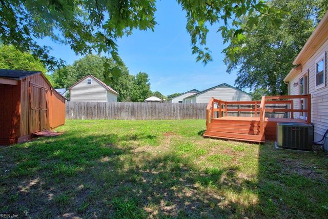 108 Gregory DR, Carrollton, VA 23314