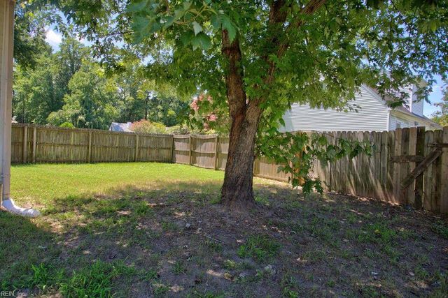 108 Gregory DR, Carrollton, VA 23314