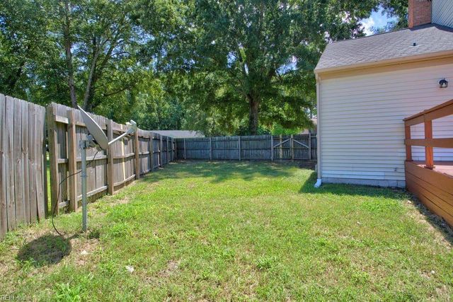 108 Gregory DR, Carrollton, VA 23314