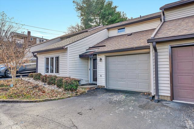 517 Dillon DR, Vinton, VA 24179