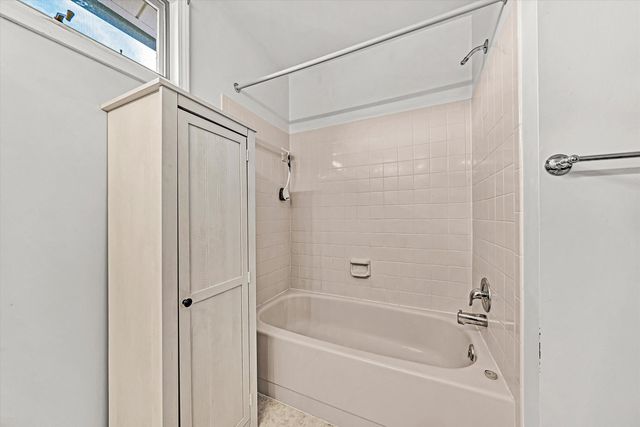 517 Dillon DR, Vinton, VA 24179