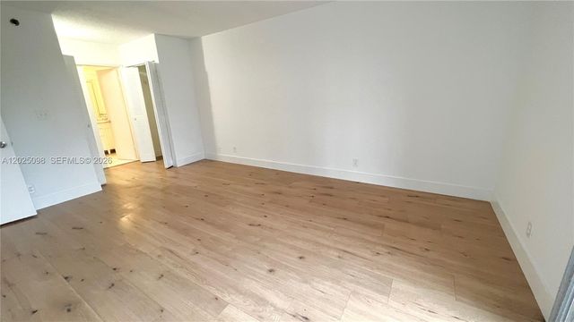 3300 NE 192nd St 418, Aventura, FL 33180
